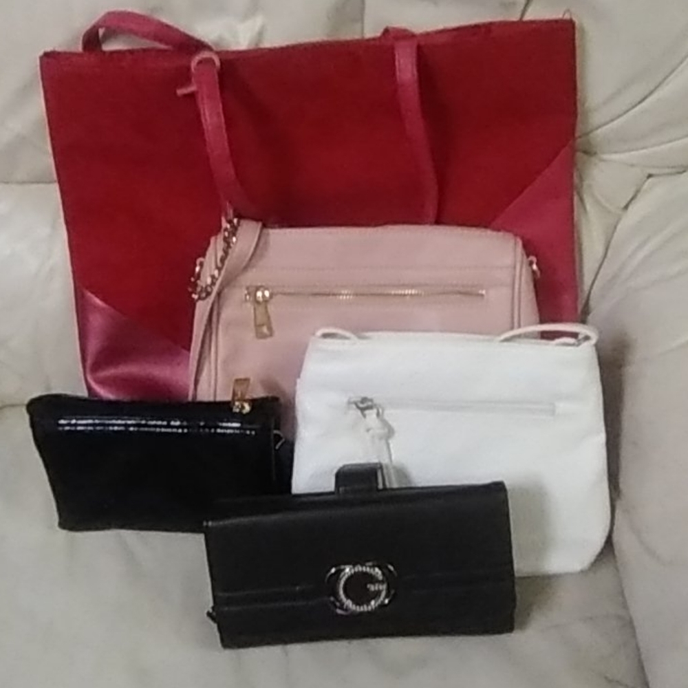 Bundle of 5 brand new purses, handbags and wallet